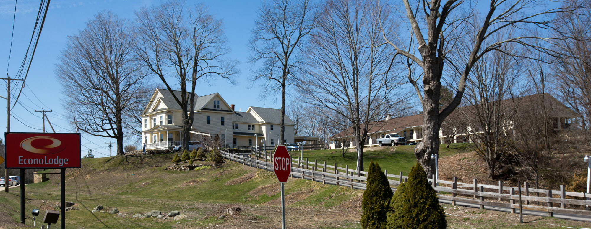 Econo Lodge Sturbridge Route 20 Exterior foto